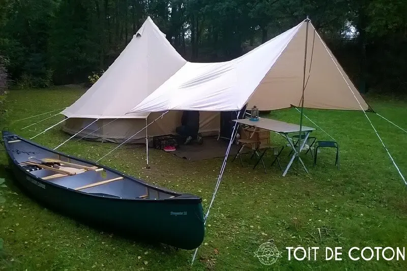Tente Sibley avec auvent de camping